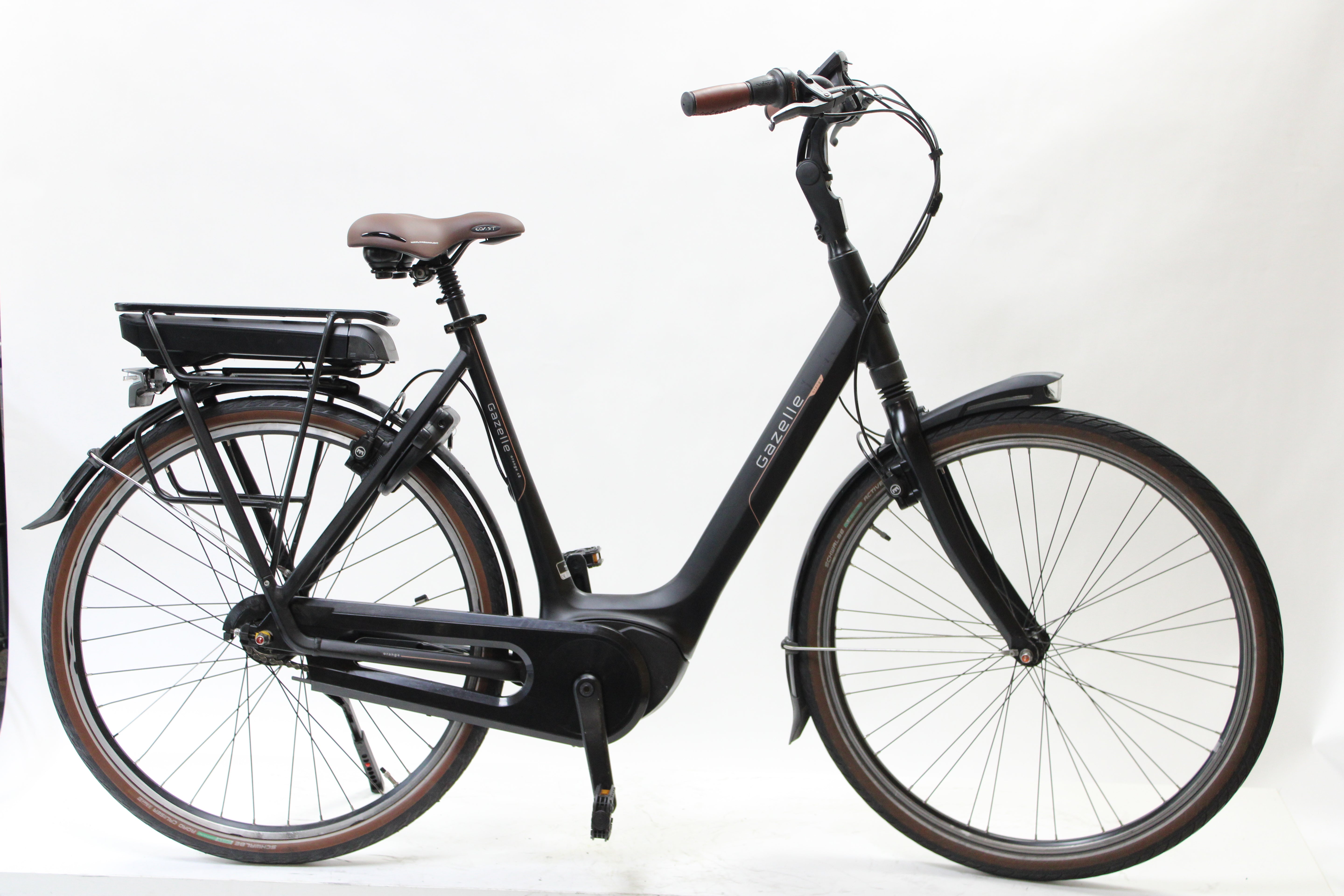 Gazelle Orange C8 57cm