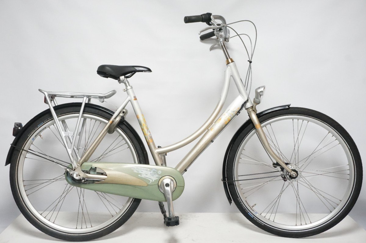 Refurbished Batavus Blockbuster Dames Wit 56cm 2007