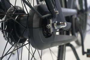 Refurbished Cortina Common Black Blue 56cm