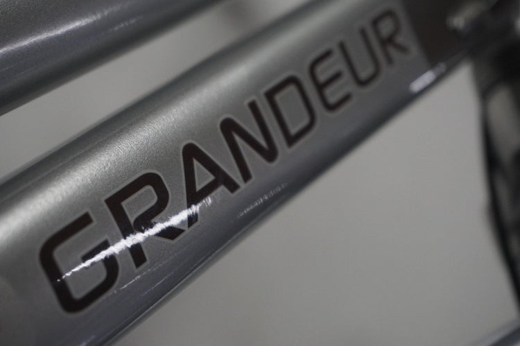 Grandeur Excellent 57cm